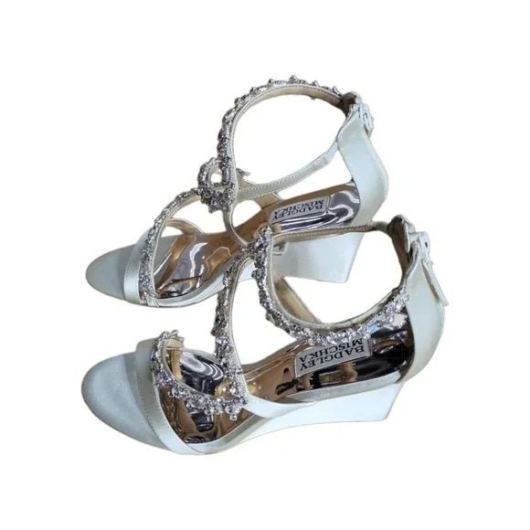 Badgley Mischka Womens Bennet Sandals White Satin Wedge Heels Rhinestone 7 New - Picture 5 of 9